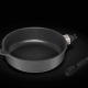 ماهیتابه گود کد ۷۲۶z با قطر ۲۶ و ارتفاع ۷ سانتی‌متر مناسب سرخ کردن سیب زمینی با قابلیت قرار دادن در فر با درجه حرارت نامحدود